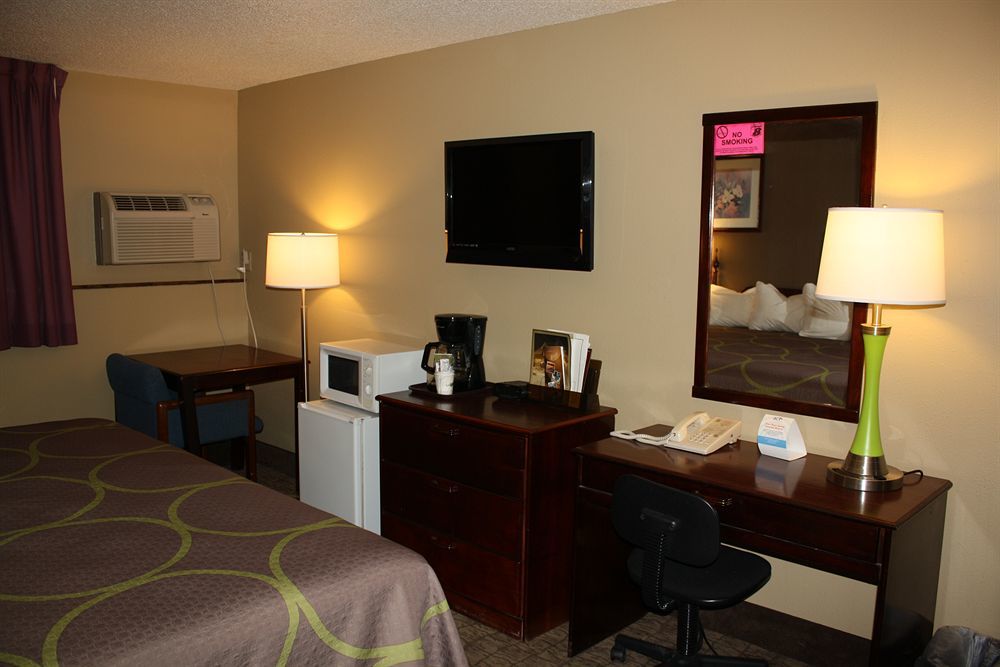 Motel Super 8 By Wyndham Carroll Exterior foto